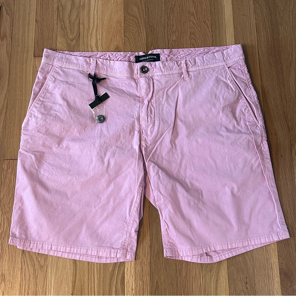 New Rodd & Gunn Light Pink Men Shorts Size 38